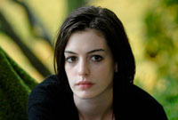 Anne Hathaway: venerdì 21 Novembre in sala con "Rachel sta per sposarsi"